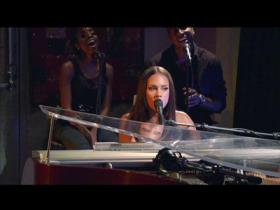 Alicia Keys Empire State Of Mind (Part II) Broken Down (Studio Performance)